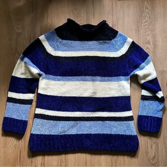 Perfect Vintage Chenille Blue Striped Sweater // soft long sleeve knit - Picture 1 of 6